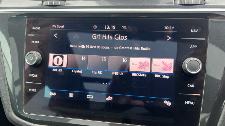 Volkswagen Tiguan 2.0 TDi 150 4Motion R-Line 5dr DSG Diesel Estate